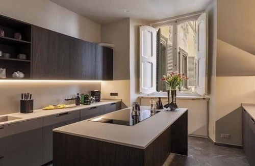 Rione XI Sant'Angelo Apartment | Luxury Renaissance Palazzo in Rome's Historic Heart