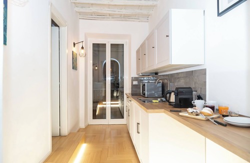 Rione XIV Borgo Apartment | Luxury Suite a Due Passi da San Pietro