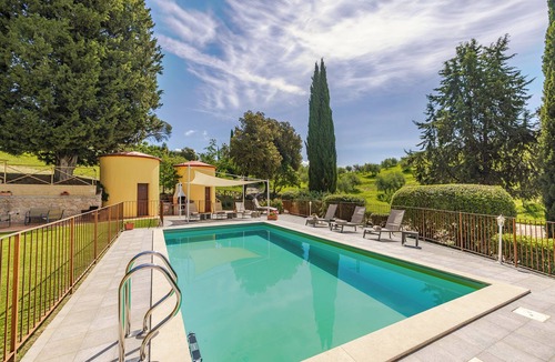 Chiusi Villa | Luxury Tuscan Hideaway with Heated Swimming Pool