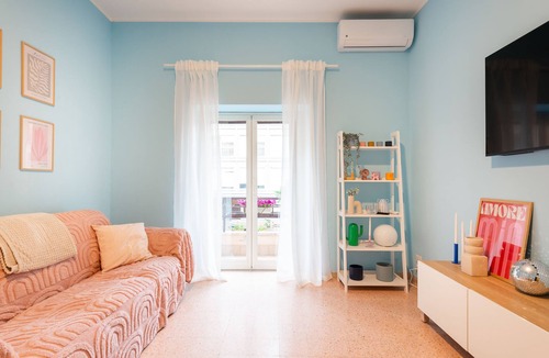 Nettuno Apartment | Maison Camilla Near Train Station
