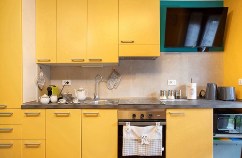 Panorama Apartment | ‘Maison De Doi – Chatillon’ Apartment with Mountain View, Private Garden & Wi-Fi