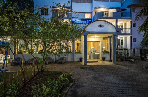 Principina a Mare Apartment | Mareblù' flat with terrace