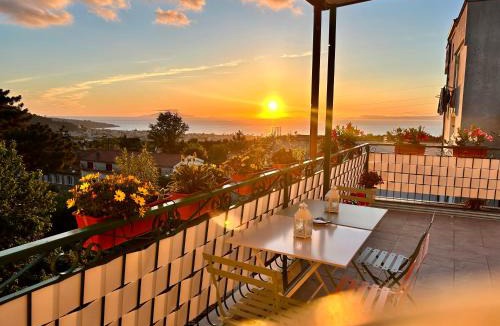 Piano di Sorrento Apartment | Maresca's Rooftop Sea View Sorrento