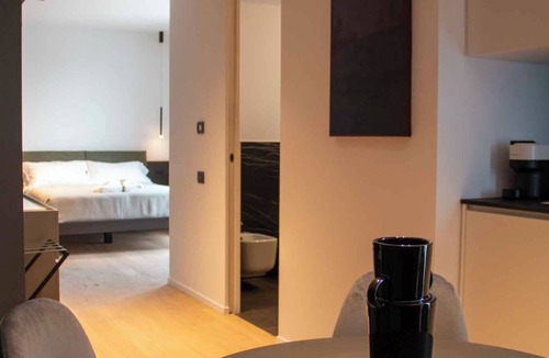 Bari City Centre Hotel | MARI Luxury Rooms and Suites