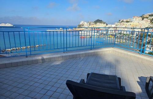 Ponza Apartment | Maridea -Mascalzone Latino