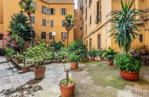 San Lorenzo Apartment | Marsi sunny studio
