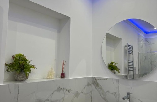 Monte di Pieta Apartment | Mart Rental Apartament