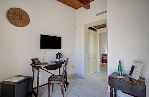 Villa Castelli House | Masseria Antoglia Ciliegio Classic Room, Villa Castelli, Italy