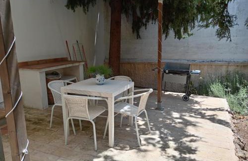 Carrozziere House | Mater Christi