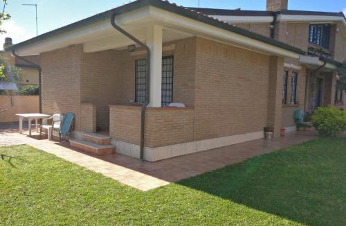 Zona XXX Castel Fusano Apartment | Mattoni Nel Verde