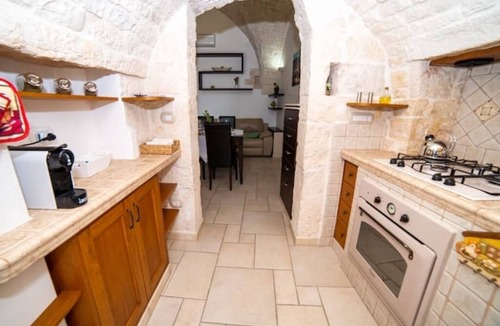 Old Town Cisternino Apartment | Mazzini Terrace - Exclusive Historic Center Apt