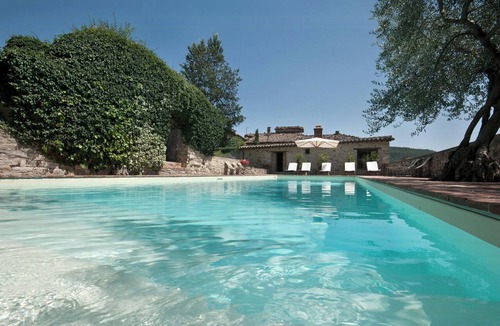 San Venanzo House | Medieval retreat in Poggio village