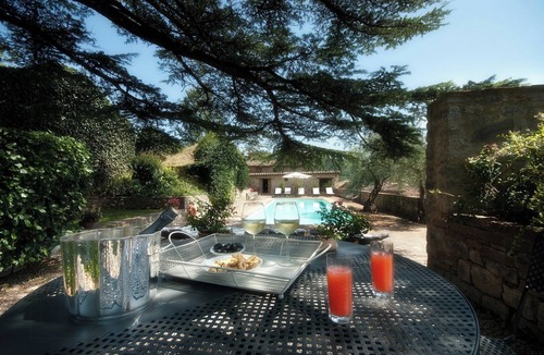 San Venanzo House | Medieval retreat in Poggio village