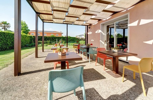 Dolo Apartment | Melloni Street Home – Salvia Room
