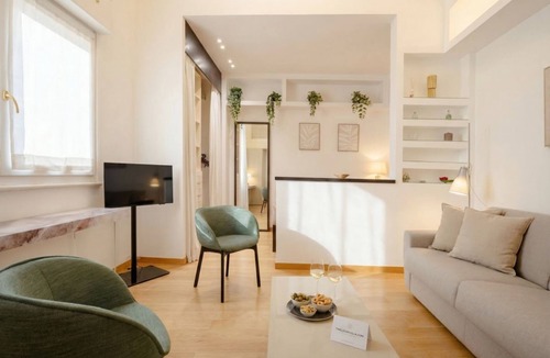 Old Town Apartment | Mercantile 76 - Elegant Loft in the Historic Center
