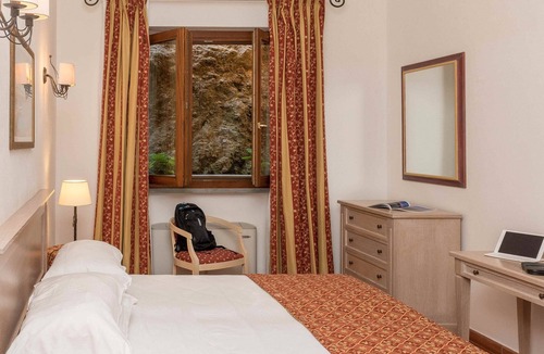 Porto Santo Stefano Hotel | Mercure Argentario Hotel Filippo II