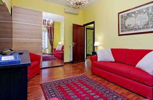 Esquilino House | Merulana Suite Apartment near Colosseum and Monti