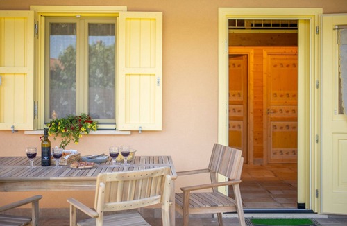 San Brizio House | 'Messis la gialla' by Interhome