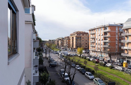 Cinecitta Apartment | MHouse Cinecittà! Spacious and bright apartment 150mt from the metro!