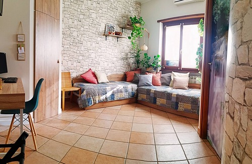 Ciampino Apartment | Mialma Rome holiday Home. Home away from Home.