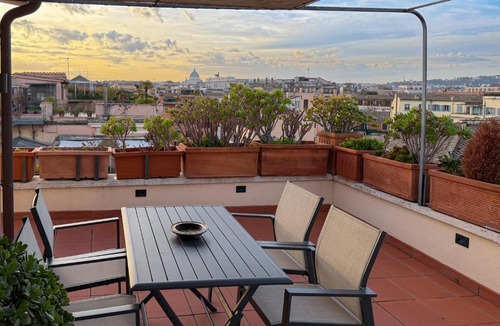 Rione III Colonna Apartment | Migliori Collection Loft Roof Top
