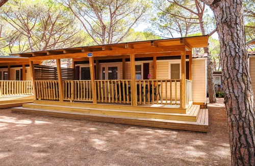 Orbetello House | Mobilhome im Ferienpark mit grosser Poolanlage