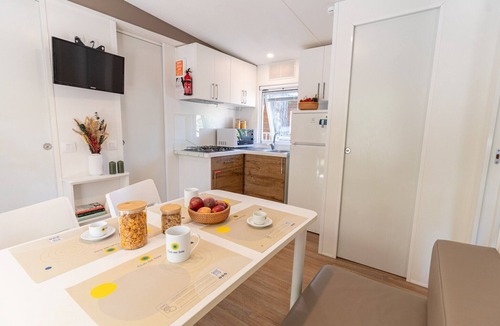 Orbetello House | Mobilhome im Ferienpark mit grosser Poolanlage