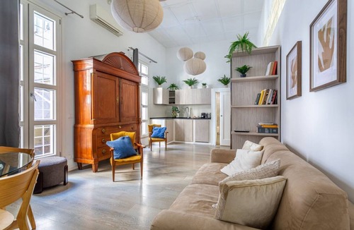 Rione II Trevi Apartment | Modern flat a few steps from the Trevi Fountain