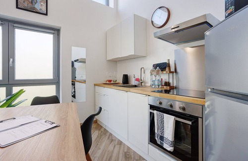 Barona Apartment | Modern Navigli Apartment Milan – Fashion Week September, Fiber Wifi, Air Conditioning
