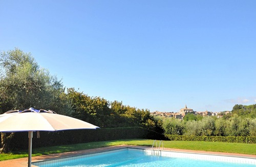 Capranica House | Montecasciano Glicine