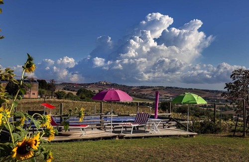 Serra de' Conti Apartment | Multi-bed room for 3 guests with 16m² in Serra de' Conti (AN) (272676)