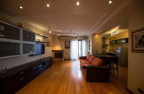 Municipio 5 Apartment | Navy Apartment by Wonderful Italy