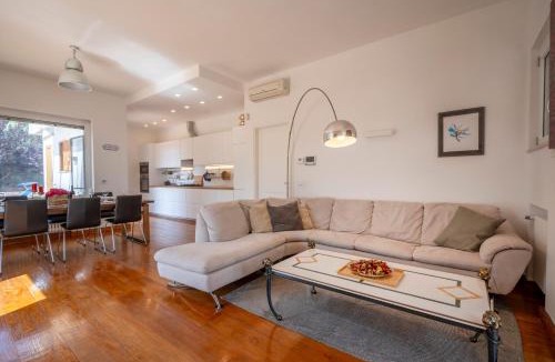Polignano a Mare Villa | Neapolis Residence - Stunning Villa with parking
