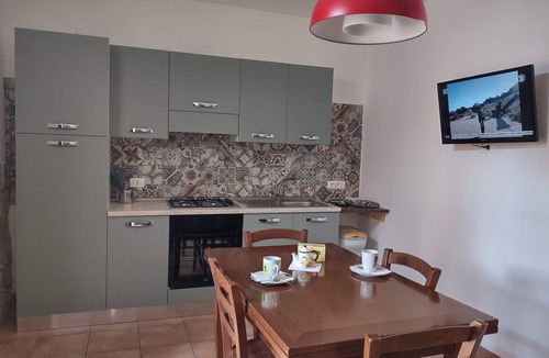 Ragusa House | Near the sea, in a typical farmhouse surrounded by orange trees with pool, BBQ.