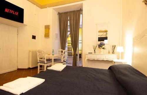 Sant'Antonio Apartment | [Nel cuore di Pisa]monolocale in palazzo storico.