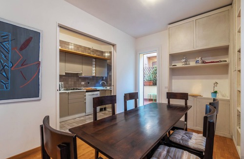 Rione XIV Borgo Apartment | New Banks - FromHometoRome