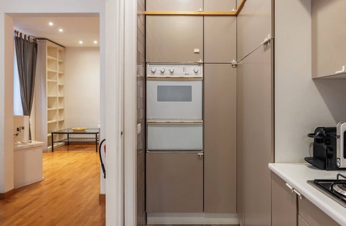 Rione XIV Borgo Apartment | New Banks - FromHometoRome