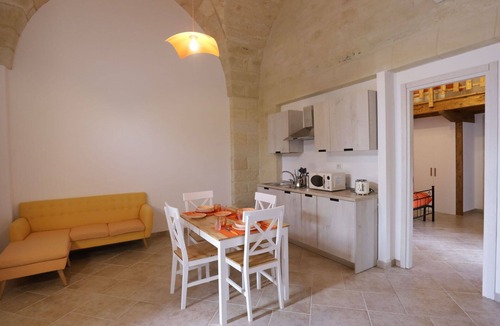 Vernole Apartment | Nice apartment for 3 people with A/C, WIFI, TV and pets allowed