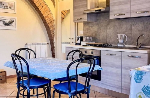 Cecina Apartment | Nice apartment for 3 people with pool, A/C, WIFI, TV and pets allowed