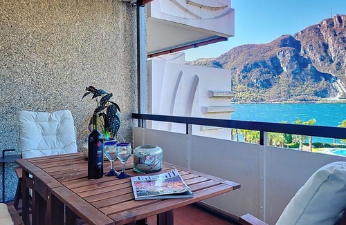 Bissone Apartment | Nice apartment for 4 guests with WIFI, pool, TV, balcony and panoramic view