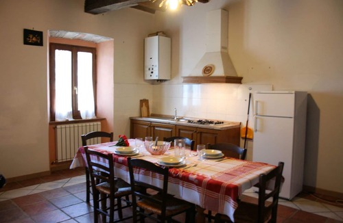 Santarello Apartment | Nice apartment for 4 people with pool, WIFI, TV and pets allowed
