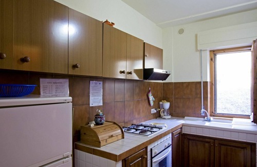 Paciano Apartment | Nice apartment for 7 people with pool, WIFI, TV, patio and pets allowed