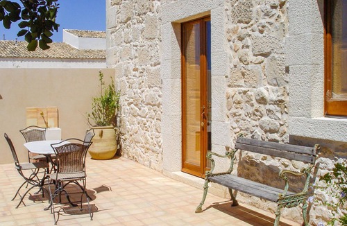 Ragusa Apartment | Nice apartment in Ragusa with swimming pool