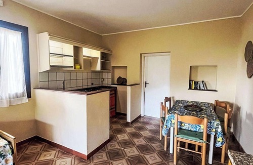 Madonna delle Grazie House | Nice apartment in villa for 6 people with WIFI, A/C, TV, terrace and pets allowed