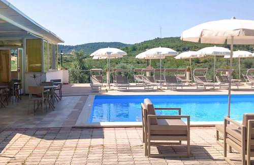 Chiesiola Apartment | Nice apartment in Vieste with WiFi