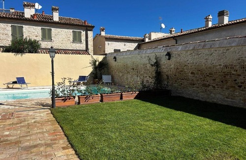 Pesaro Apartment | Nice apartment in village of Novilara