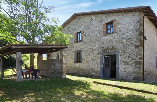 Bagnoregio Villa | Nice apartment in villa for 2 people with pool, WIFI and patio