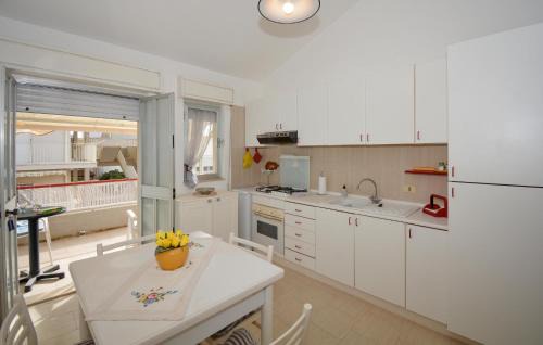 Caucana-finaiti-casuzze-finaiti Nord Apartment | Nice Apartment In Kaukana With Wifi