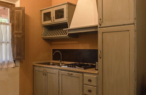 Chiusi Apartment | Nice apartment with WIFI, A/C, private pool, TV, veranda, pets allowed, close to Montepulciano