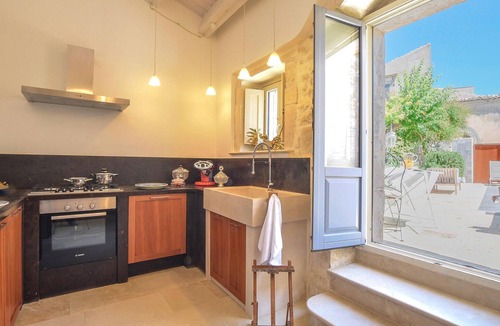 Palazzolo Acreide Historic Centre House | Nice home in Palazzolo Acreide